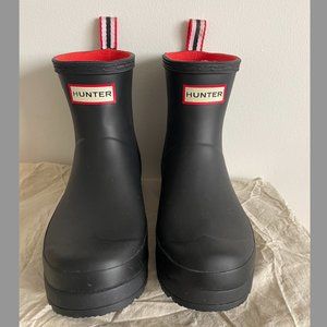 Hunter Women's Original Short Play Wedge Rain Boots, Black Matte, US7/EU38